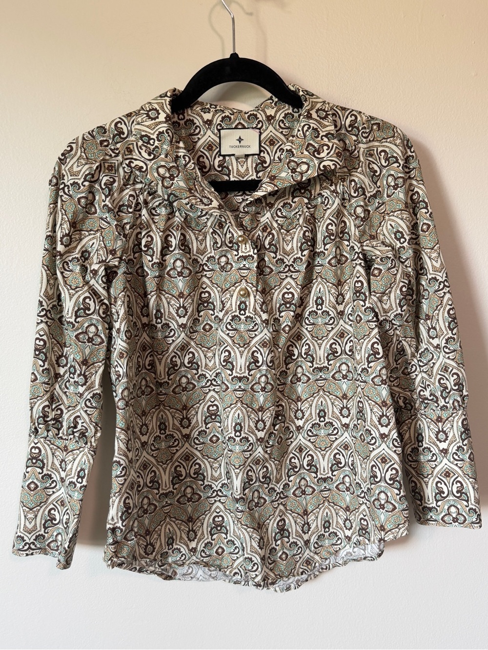 Tuckernuck Bouvier button up beaded blouse sz XS 100% cotton office professional